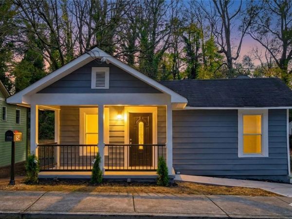754 North Avenue , Hapeville, GA 30354