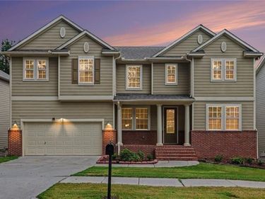 6195 Park Leaf Walk, Buford, GA 30518