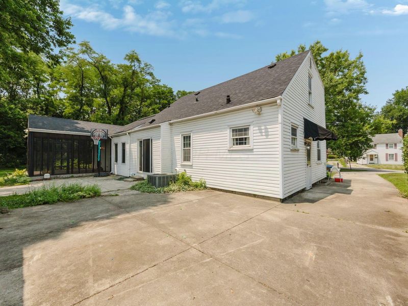 1829 Surrey Place , Columbus, OH 43219 Photo 42