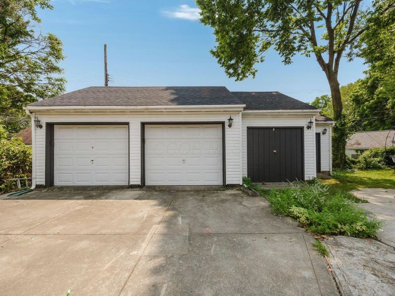 1829 Surrey Place , Columbus, OH 43219 Photo 44