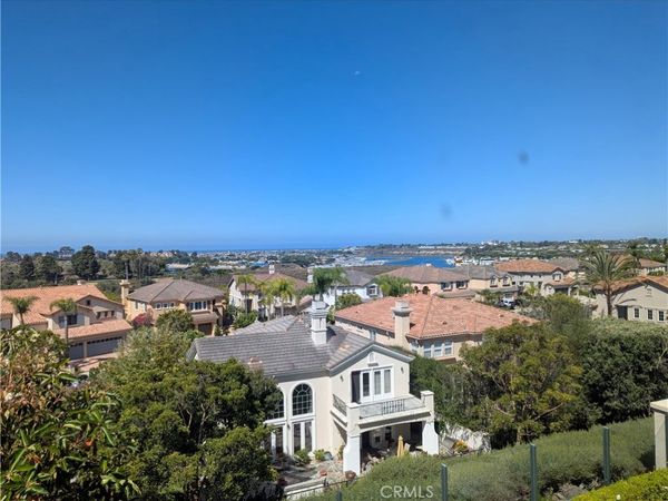1402 Sea Ridge Drive , Newport Beach, CA 92660