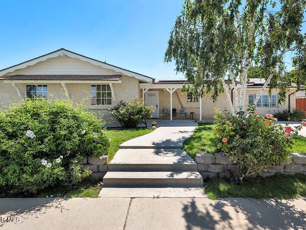 1556 Glacier Street , Simi Valley, CA 93063
