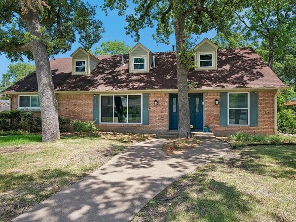 216 Huntingdon Drive, Irving, TX 75061
