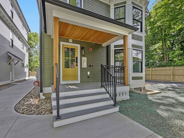 14 Garfield St., Unit B1, Northampton, MA 01062