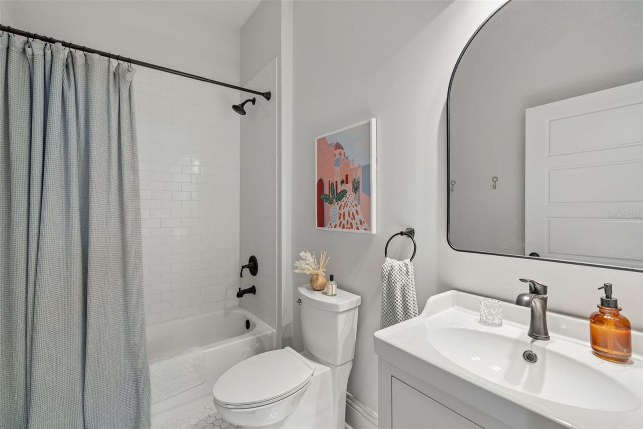 212 W Hilda Street , Tampa, FL 33603 Photo