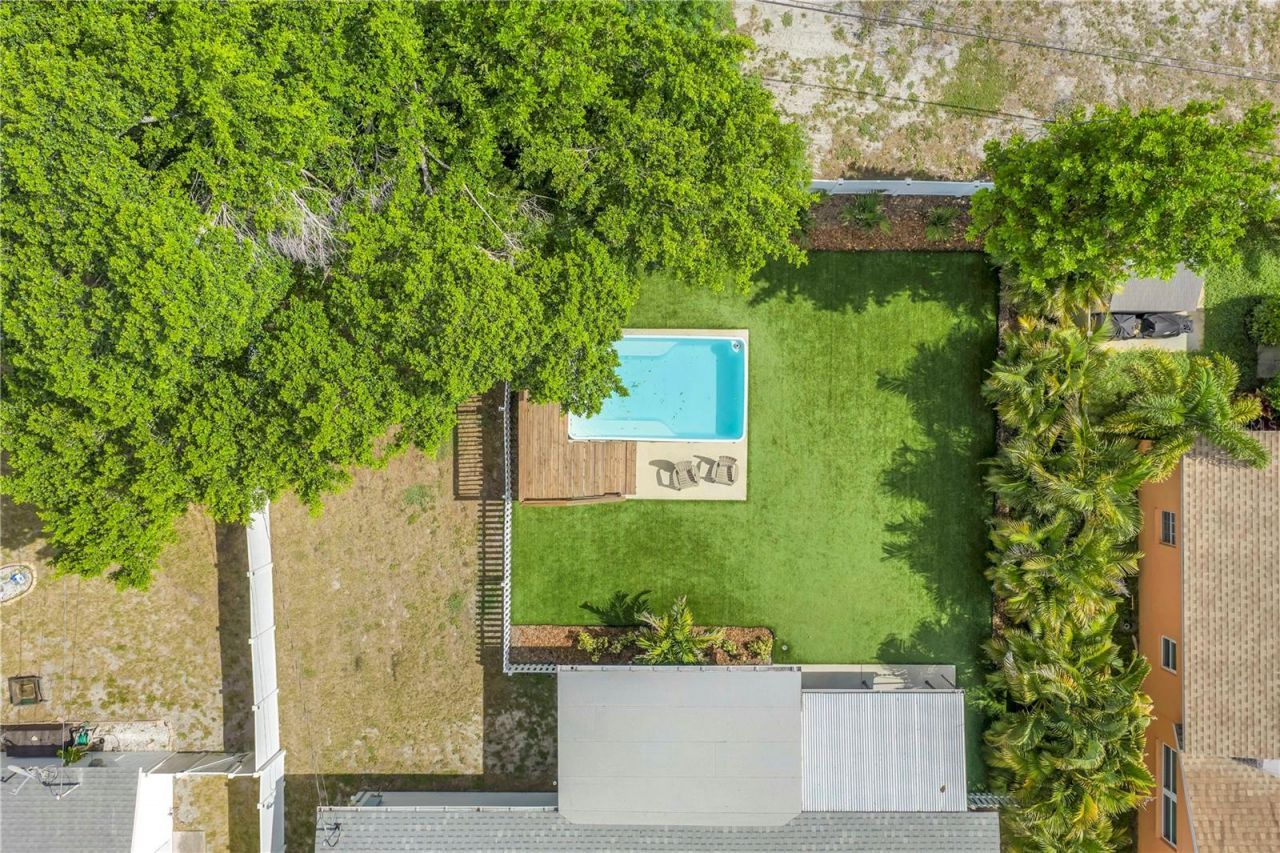 1165 66th Avenue S, Saint Petersburg, FL 33705 Photo