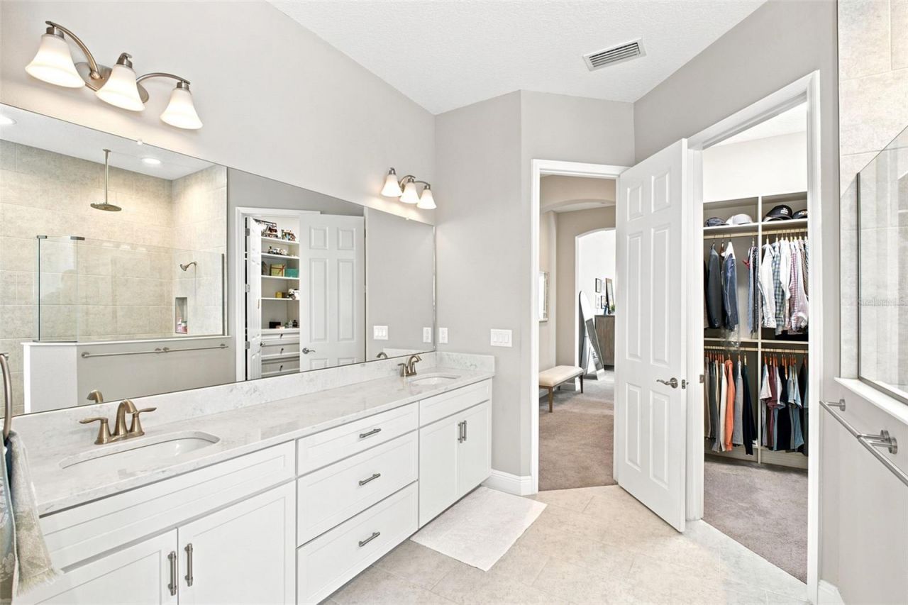 4263 Woodland Retreat Boulevard, New Port Richey, FL 34655 Photo
