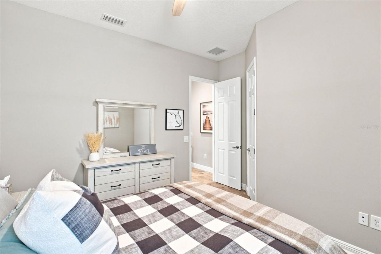 4263 Woodland Retreat Boulevard, New Port Richey, FL 34655 Photo