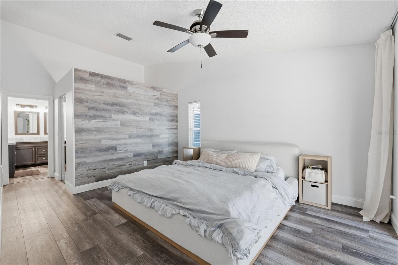 1570 Club Drive , Tarpon Springs, FL 34689 Photo