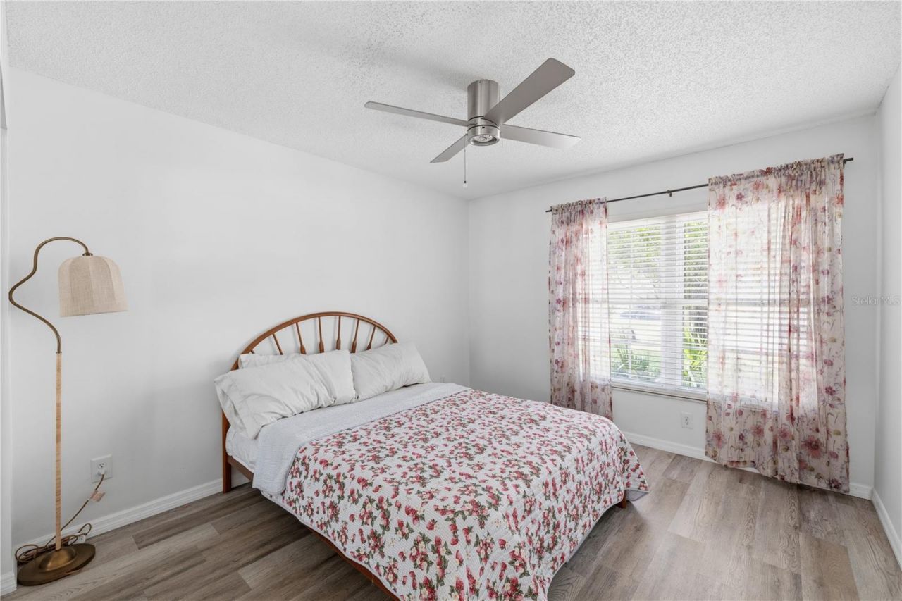 1570 Club Drive , Tarpon Springs, FL 34689 Photo