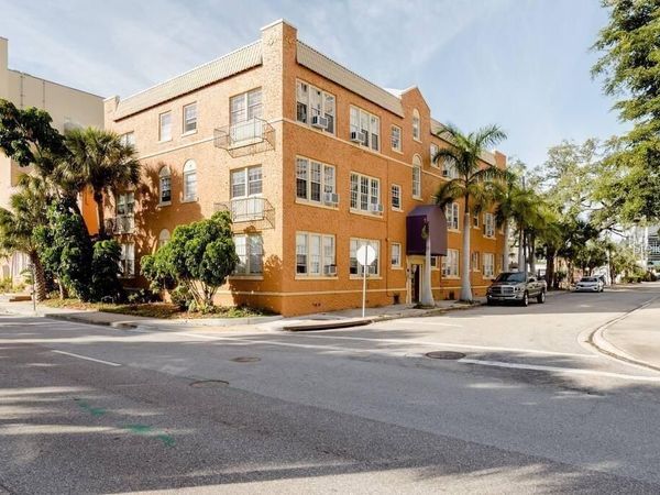 118 INDIAN PLACE , Unit 15, SARASOTA, FL 34236