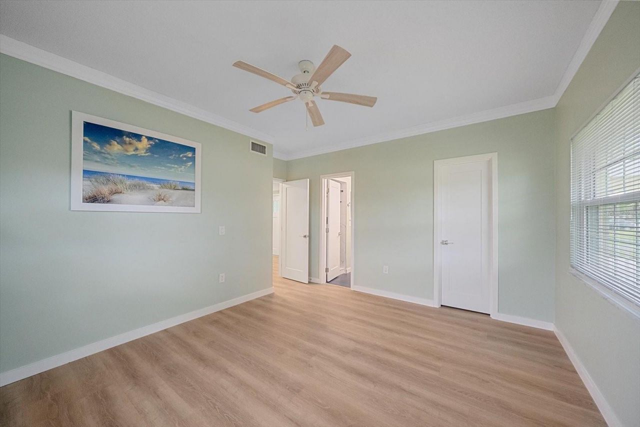 5865 Tidewood Avenue , Unit 8, Sarasota, FL 34231 Photo