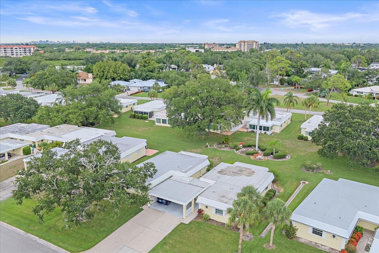 5865 Tidewood Avenue , Unit 8, Sarasota, FL 34231 Photo