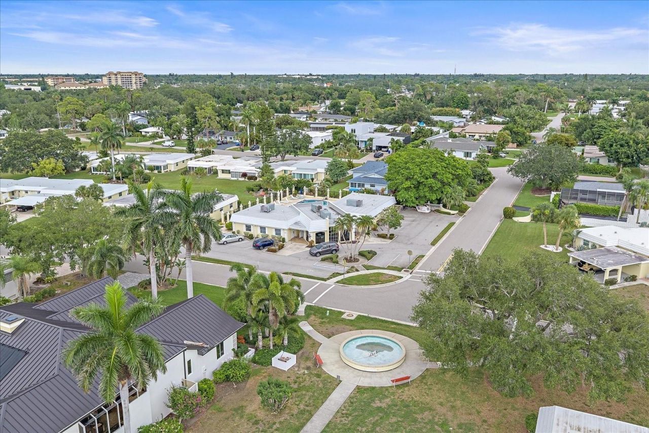 5865 Tidewood Avenue , Unit 8, Sarasota, FL 34231 Photo
