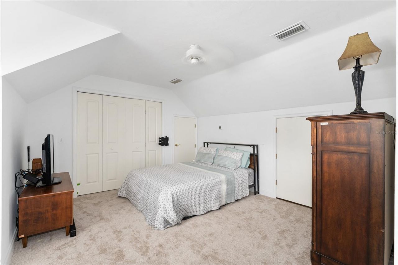 5730 NW 52nd Place , Gainesville, FL 32653 Photo