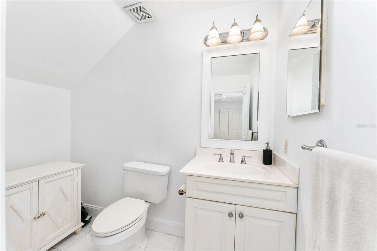 5730 NW 52nd Place , Gainesville, FL 32653 Photo