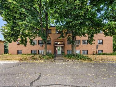2365 Unity Avenue N, Golden Valley, MN 55422