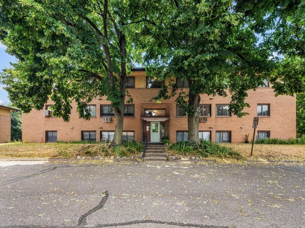 2365 Unity Avenue N, Golden Valley, MN 55422