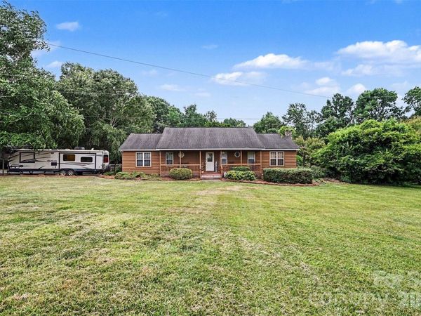 3999 Fincher Road, Matthews, NC 28104