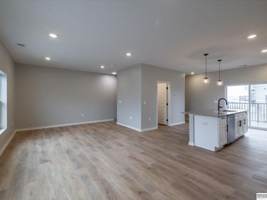 5408 S 207 Court, Elkhorn, NE 68022