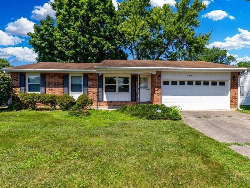 507 Cranewood Drive, Trenton, OH 45067 Photo 2