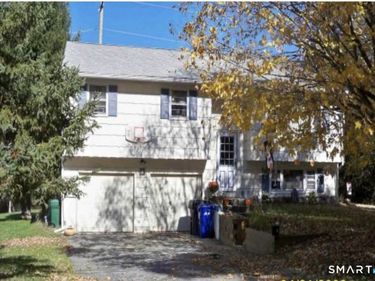 16 Stonecastle , New Milford, CT 06776