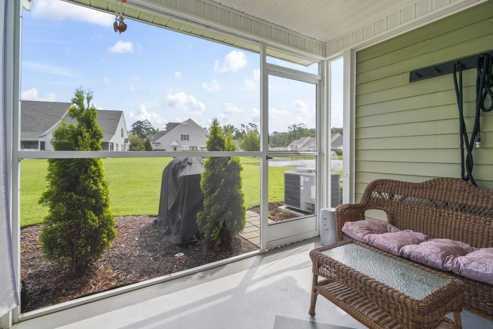 638 Riverward Dr.  Photo 22