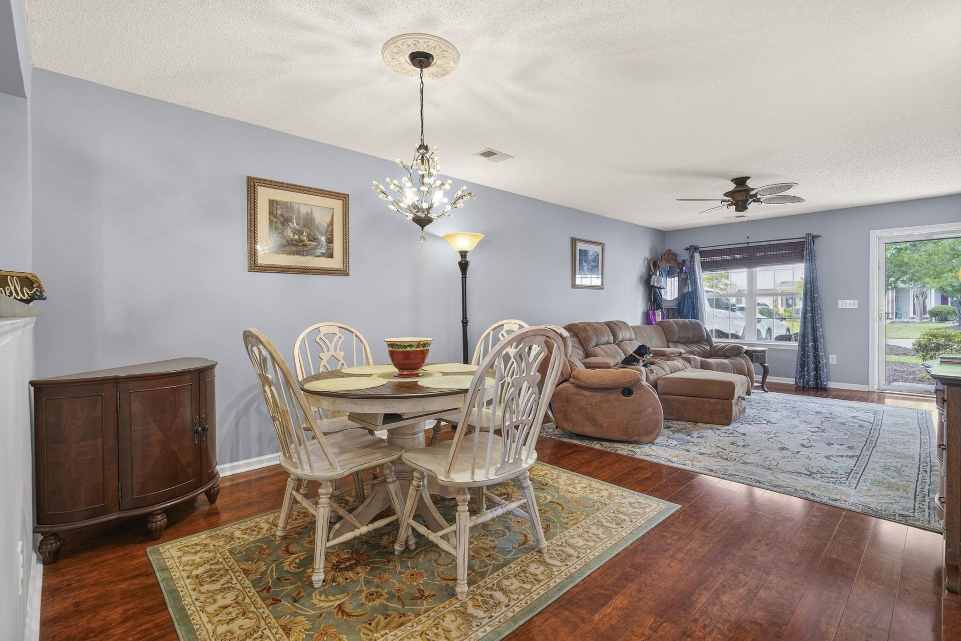 638 Riverward Dr.  Photo 6