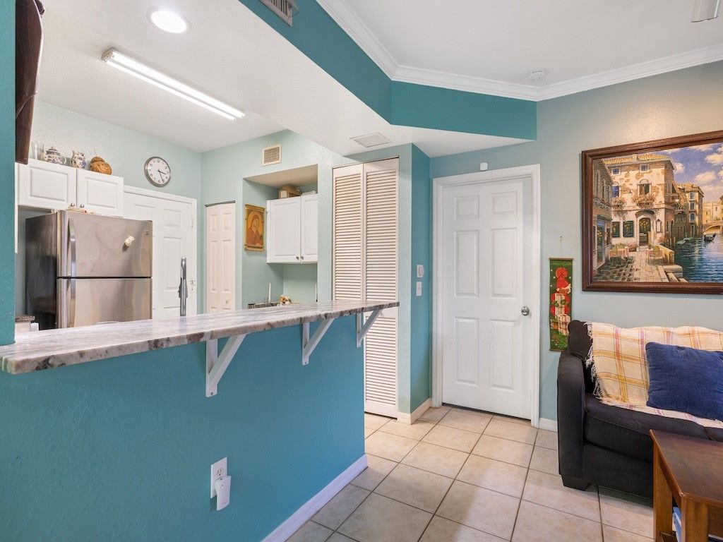 2416 57th Circle, Unit 2416, Vero Beach, FL 32966 Photo