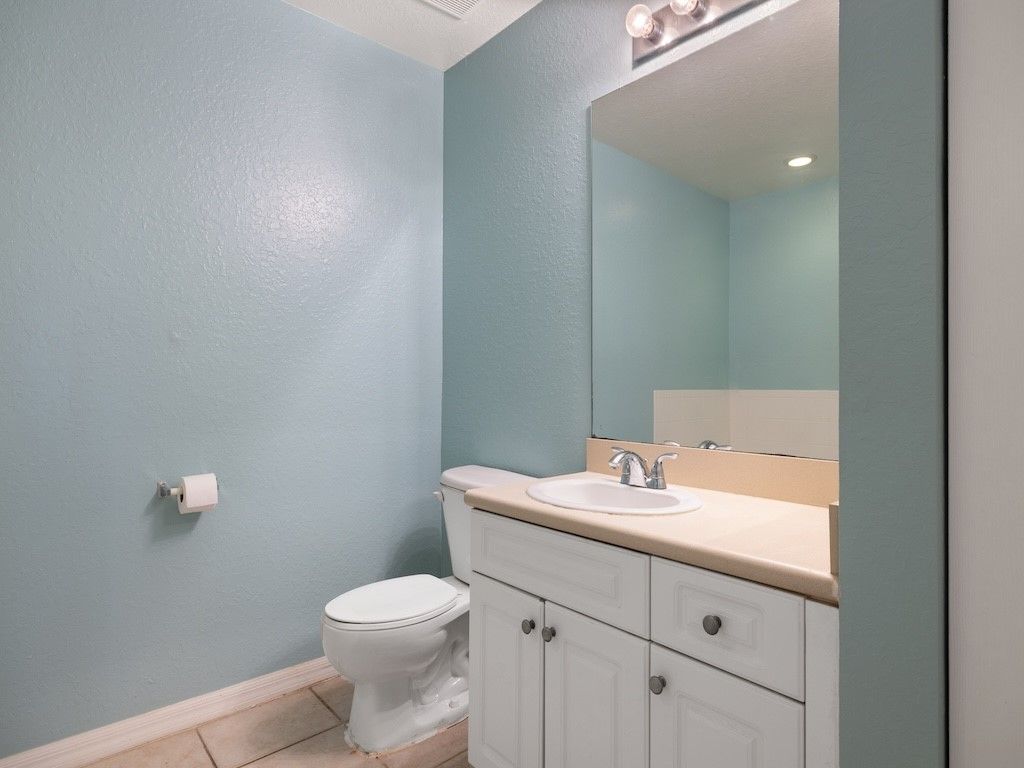 2416 57th Circle, Unit 2416, Vero Beach, FL 32966 Photo