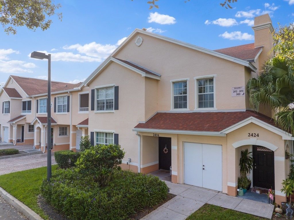 2416 57th Circle, Unit 2416, Vero Beach, FL 32966 Photo