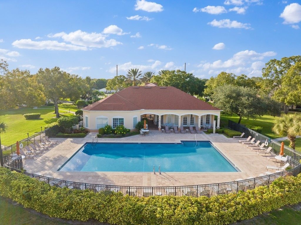 2416 57th Circle, Unit 2416, Vero Beach, FL 32966 Photo