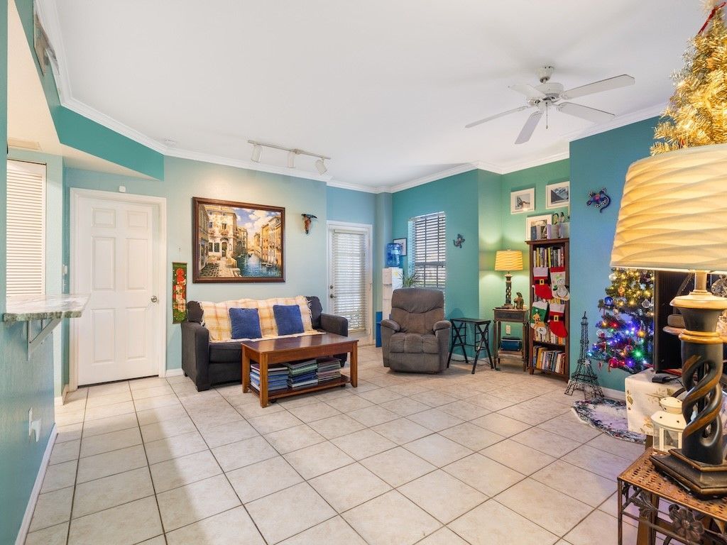 2416 57th Circle, Unit 2416, Vero Beach, FL 32966 Photo
