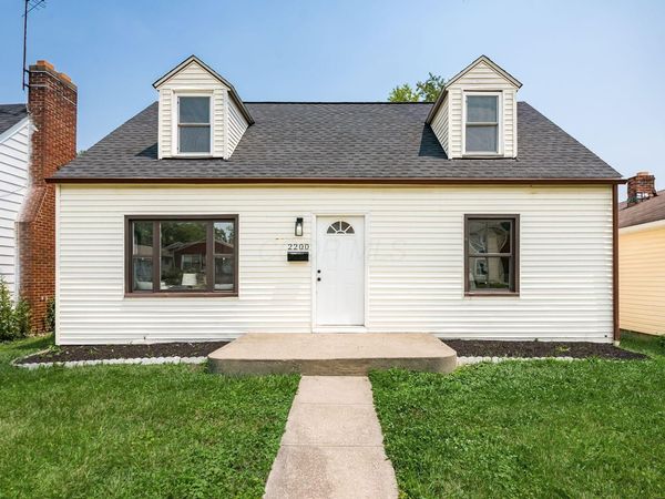 2200 Medina Avenue , Columbus, OH 43211
