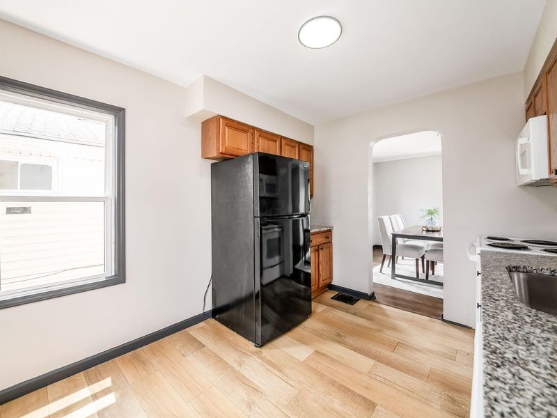 2200 Medina Avenue , Columbus, OH 43211 Photo 10