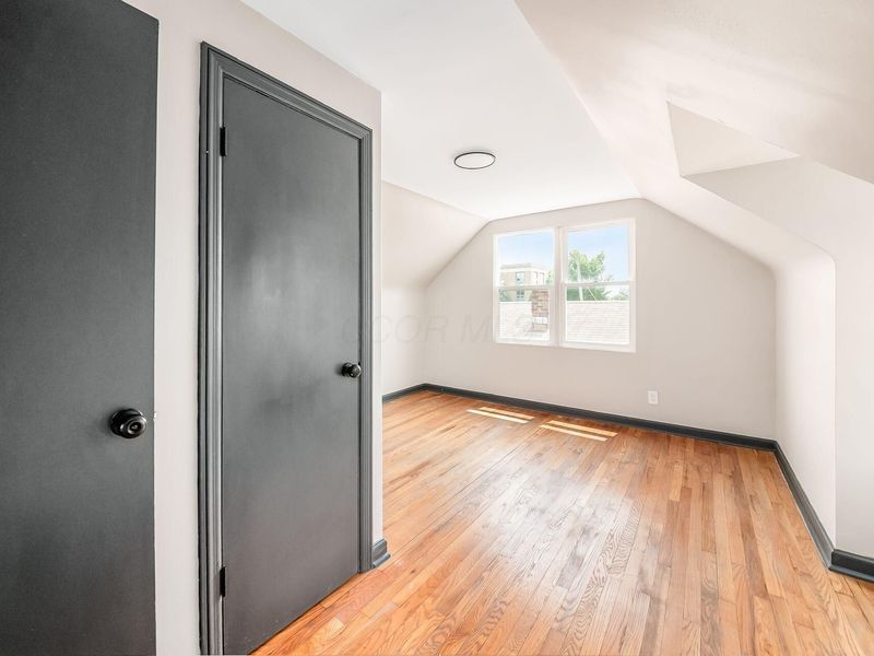 2200 Medina Avenue , Columbus, OH 43211 Photo 15