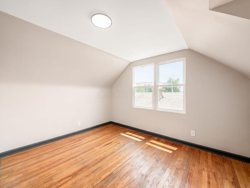 2200 Medina Avenue , Columbus, OH 43211 Photo 16