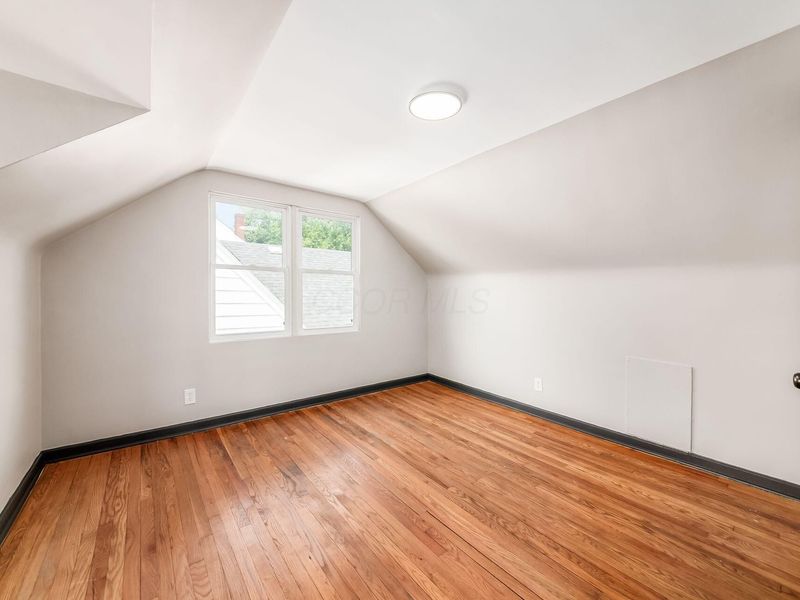 2200 Medina Avenue , Columbus, OH 43211 Photo 19