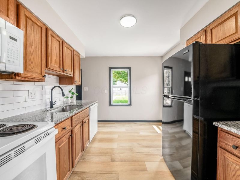 2200 Medina Avenue , Columbus, OH 43211 Photo 7