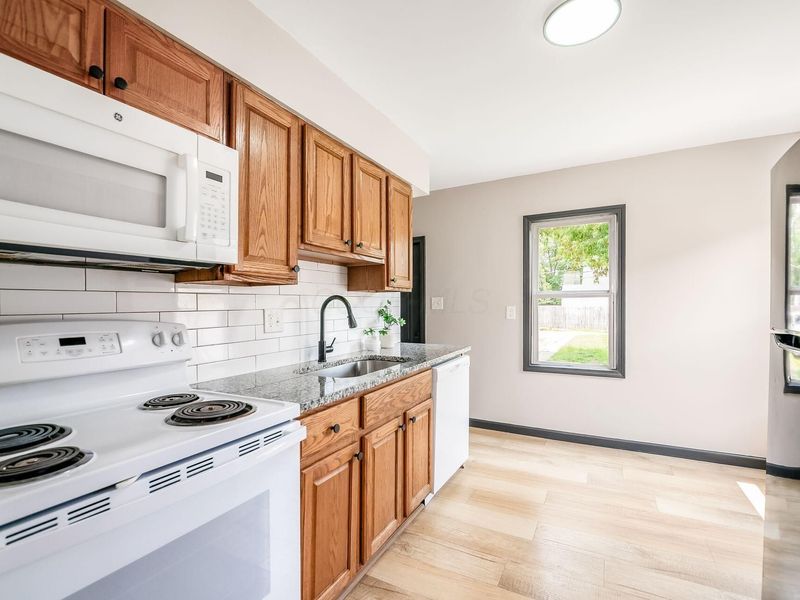 2200 Medina Avenue , Columbus, OH 43211 Photo 8