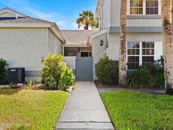 1430 Malibu Circle NE , Unit 111, Palm Bay, FL 32905