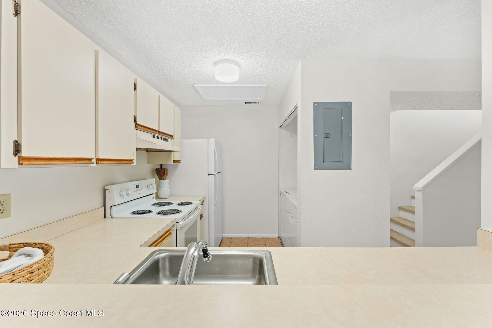 1430 Malibu Circle NE , Unit 111, Palm Bay, FL 32905 Photo