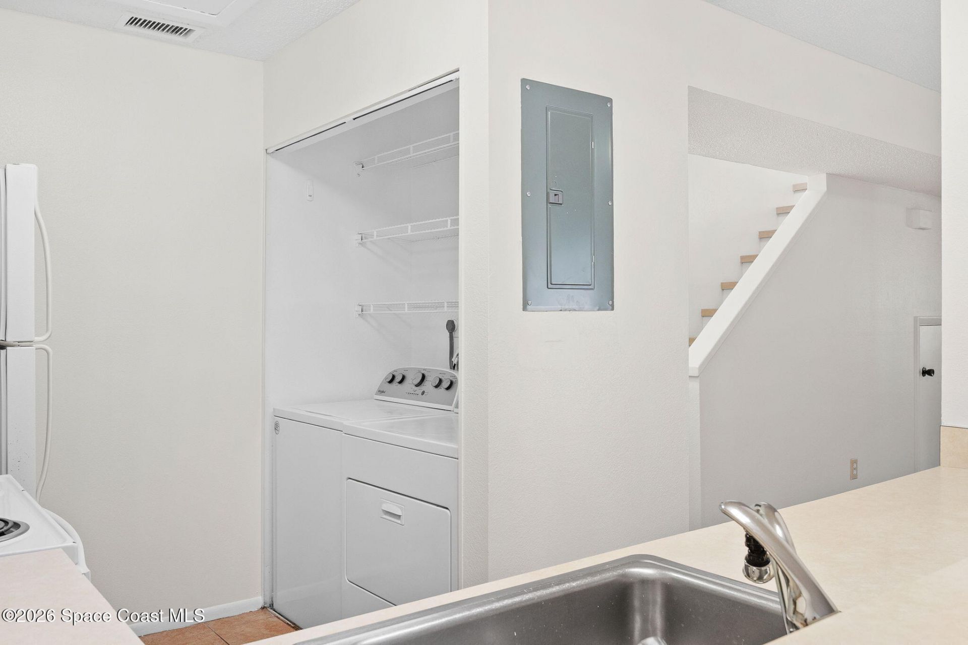 1430 Malibu Circle NE , Unit 111, Palm Bay, FL 32905 Photo