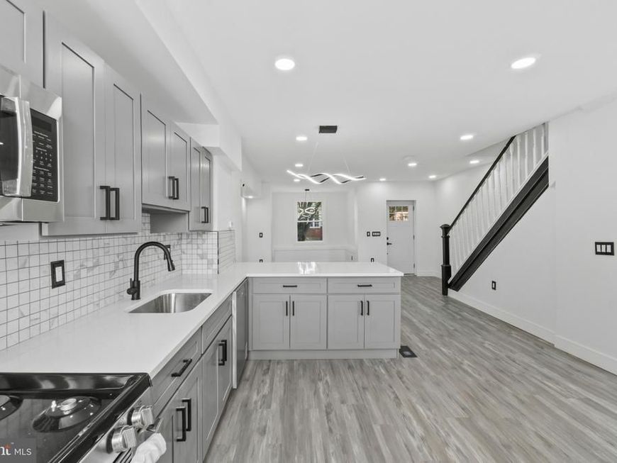 2627 Garrett Avenue, Baltimore, MD 21218 Main Photo