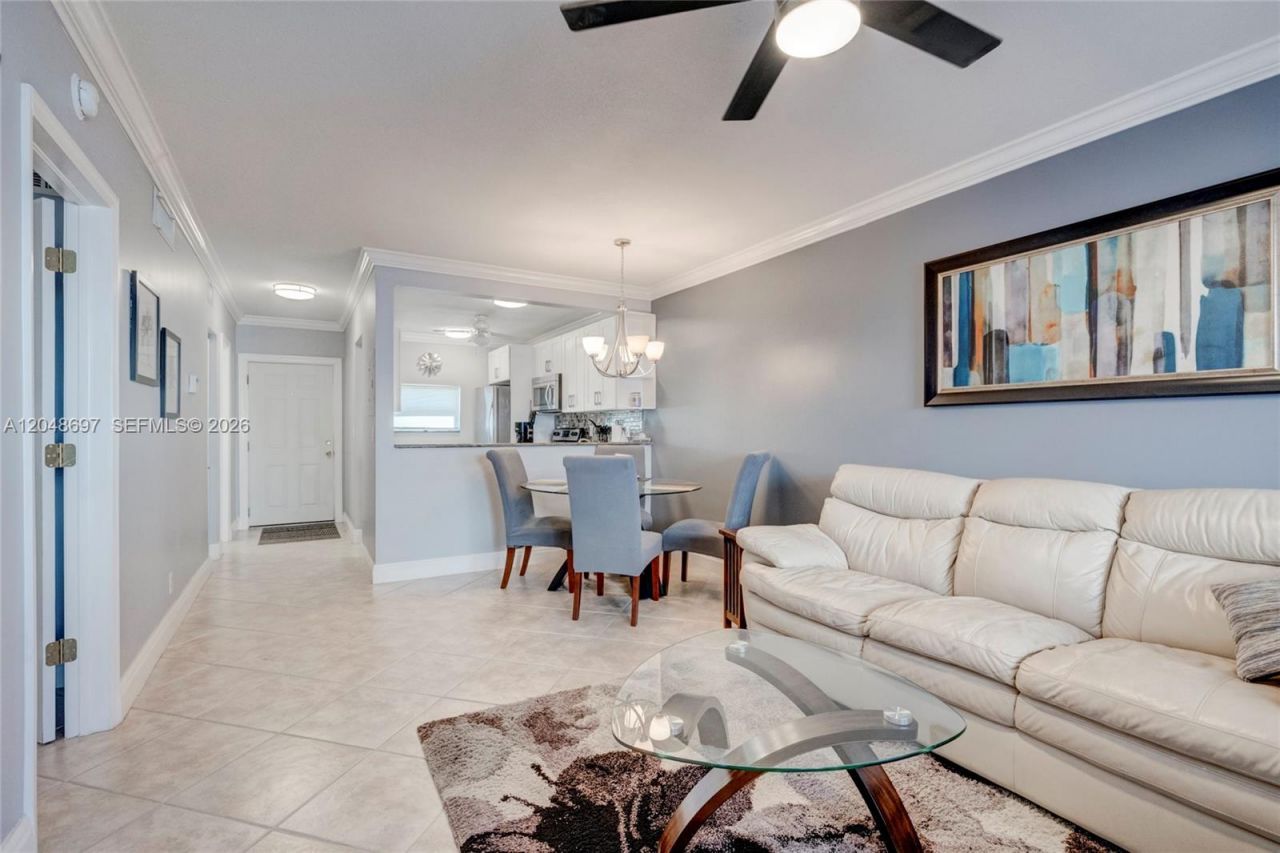 2201 SE 9th St , Unit 108, Pompano Beach, FL 33062 Photo