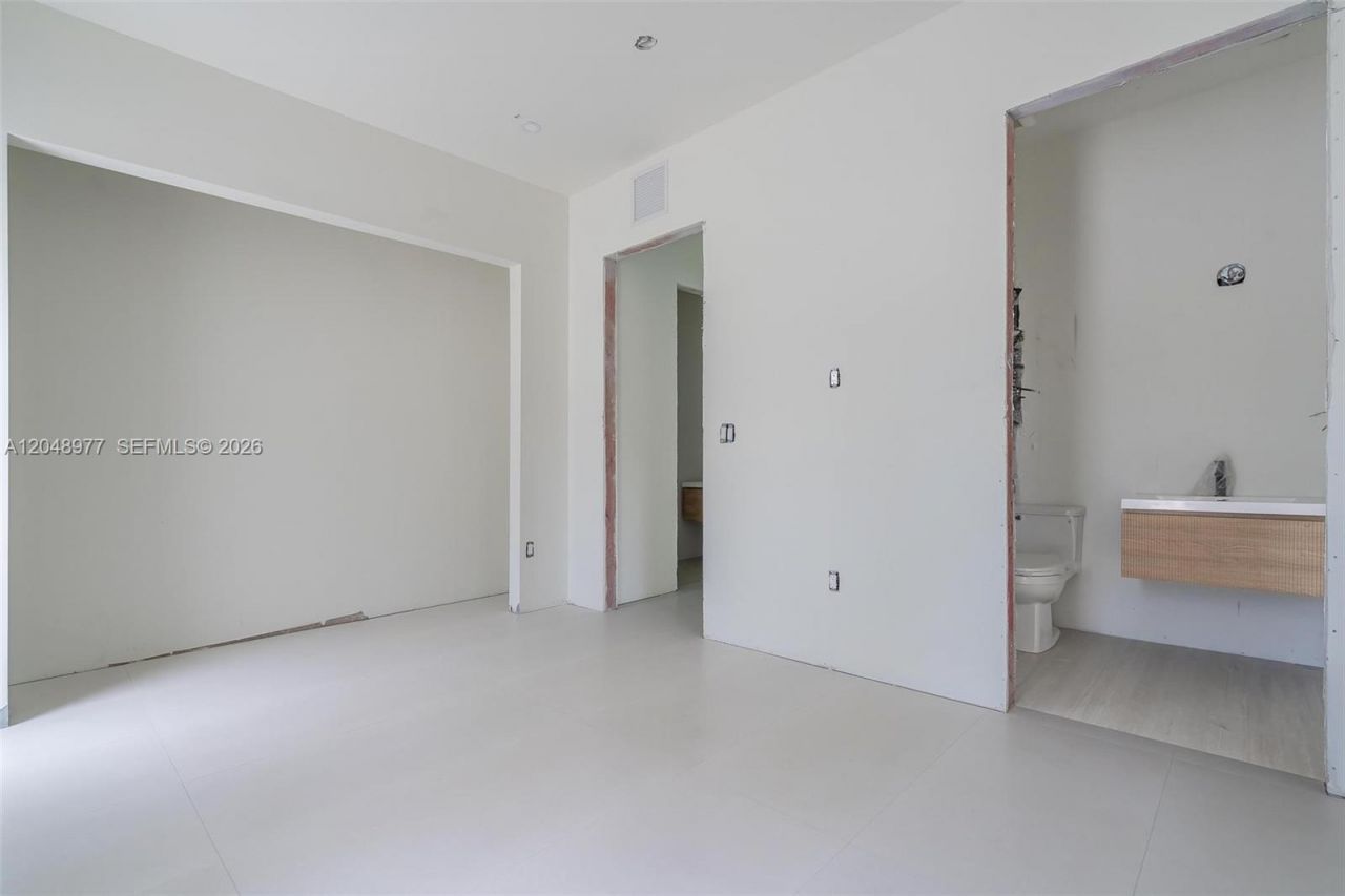 67 NW 109th St, Miami Shores, FL 33168 Photo