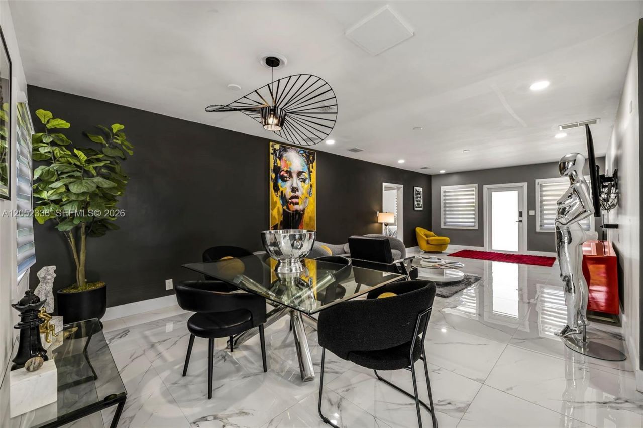 285 NW 45th St , Miami, FL 33127 Photo