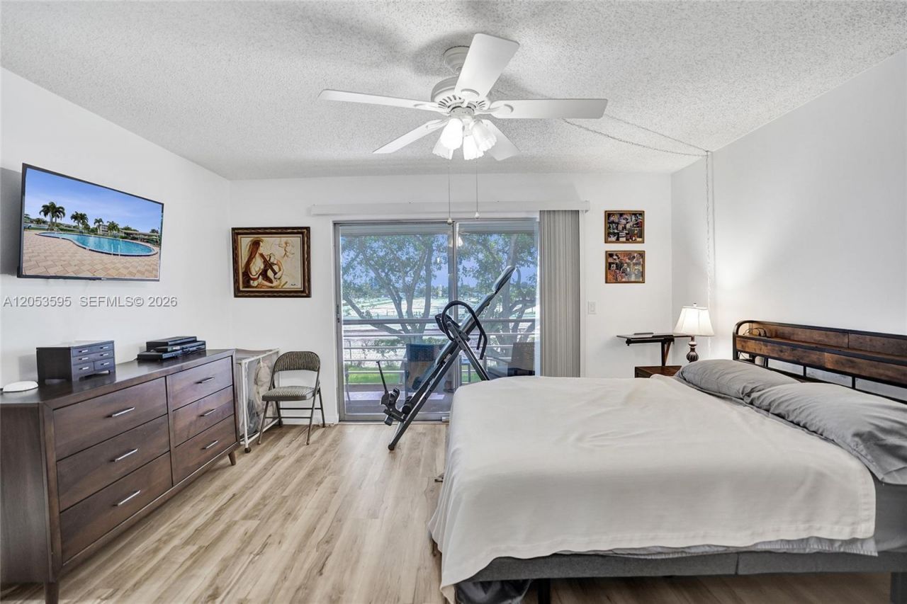 208 Greenbrier C , Unit 208, West Palm Beach, FL 33417 Photo