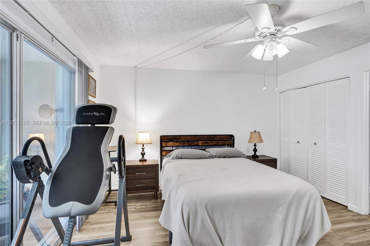 208 Greenbrier C , Unit 208, West Palm Beach, FL 33417 Photo