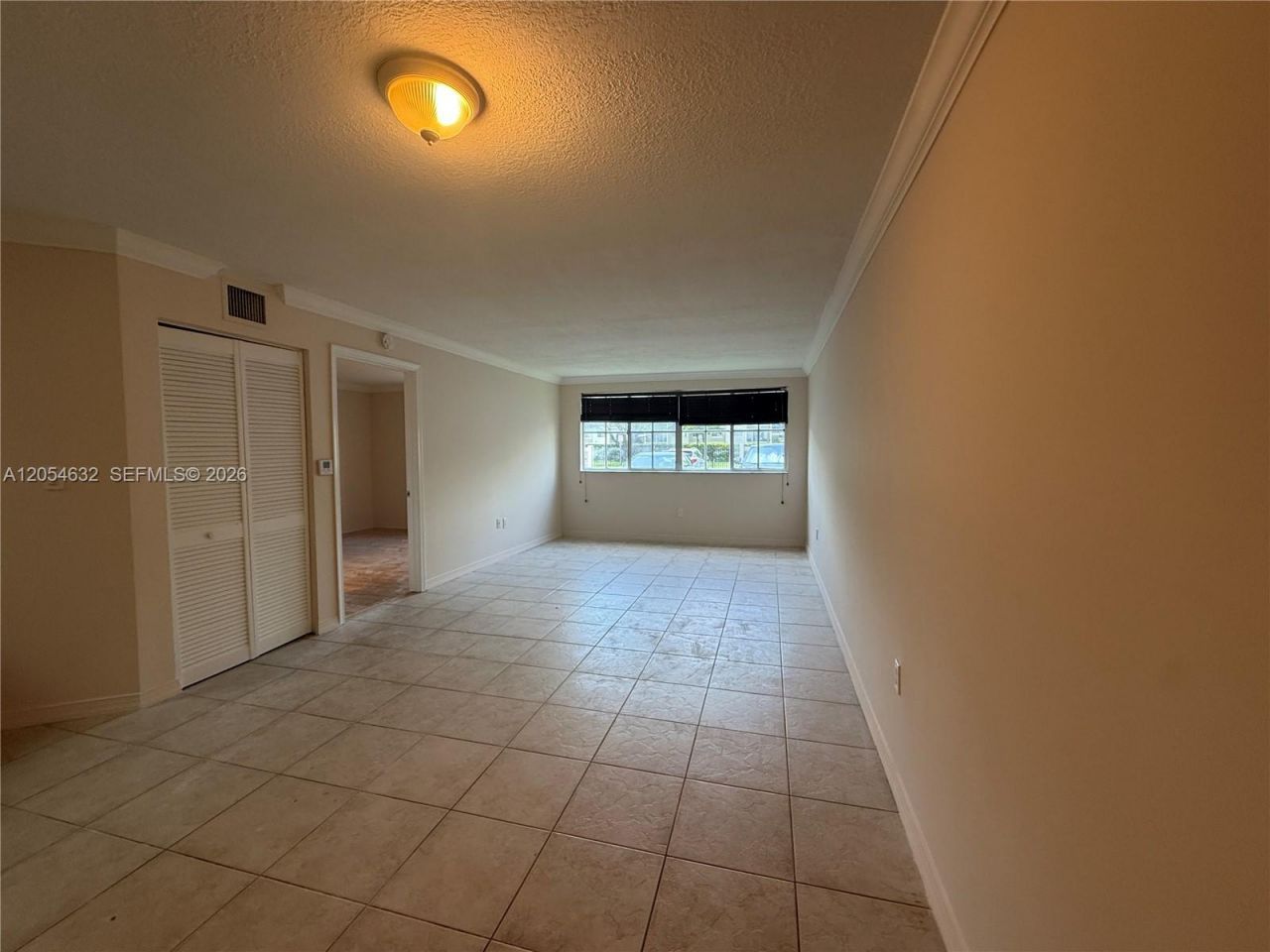 6195 NW 186th St , Unit 114, Hialeah, FL 33015 Photo